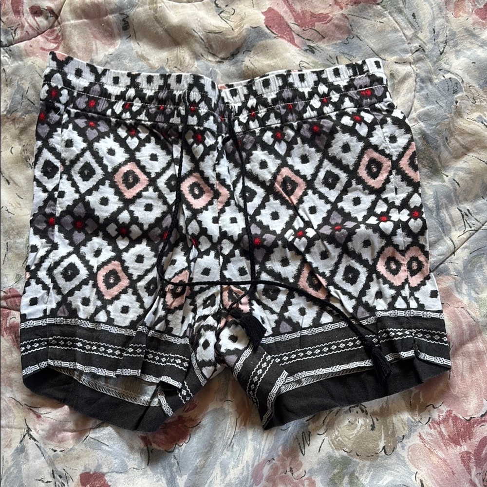 LOFT Black and White Athletic Shorts with Geometric Pattern